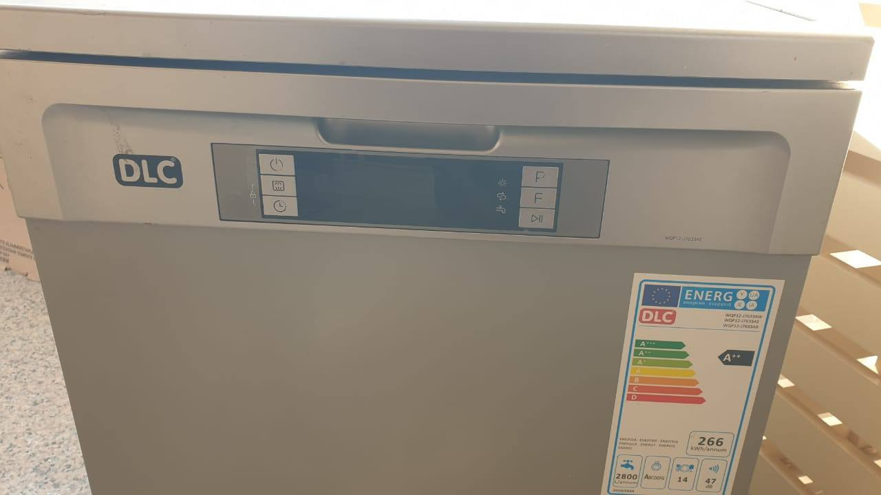 السلام عليكم و تقبل الله صيامكم ان شاء الله
غسالة صحون dlc ماطورها عاطل
ممكن تستفاد من الكارت و باقي الأجزاء.
السعر ١٥٠ الف


**إذا كنت صاحب هذا الإعلان وتريد حذفه لأي سبب، رجاءا أرسل رسالة إلى الدعم الفني**