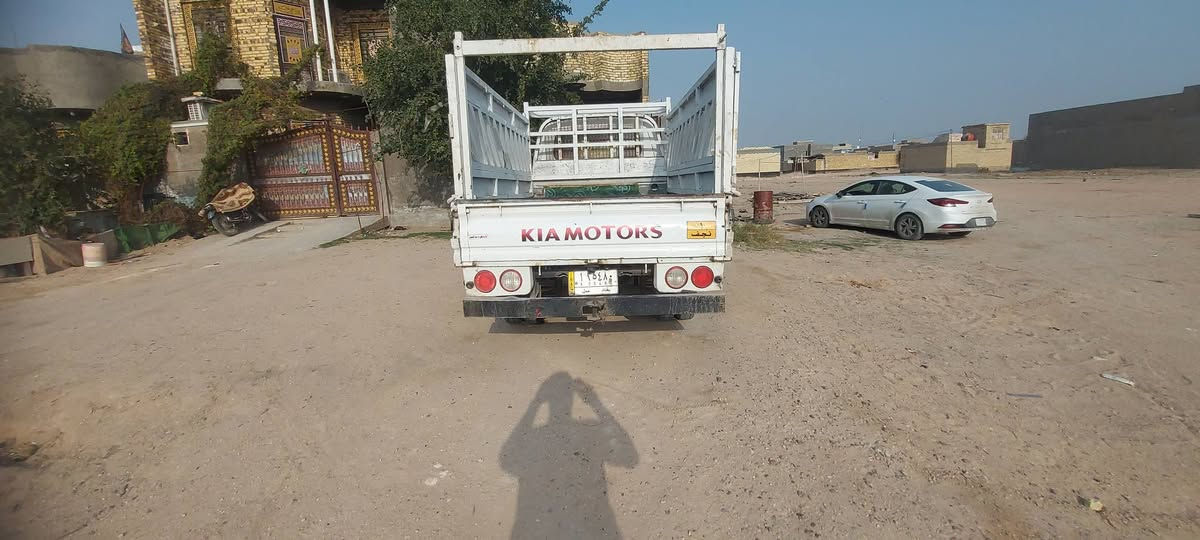 للبيع     72    مع  المجال
2008  رقم   بغداد    السنويه لل 27

محرك   بي بخار   مكانه بل النجف

***********
