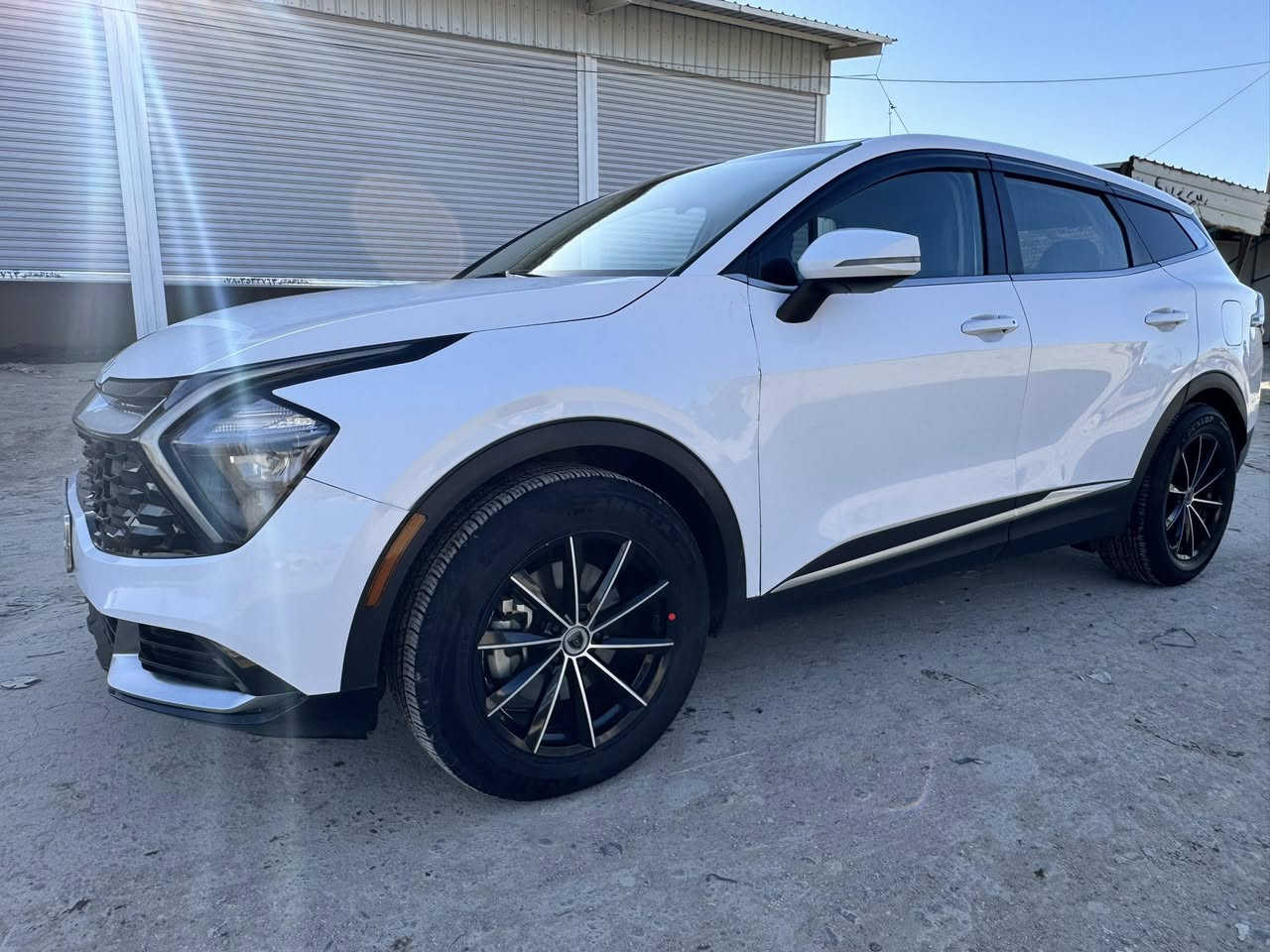 سلام عليكم سبورتج 2023
محرك 2000
سياره حلوه وجيده وضع الشركه
رقم بغداد 
جاهزه كلش 
تخم تاير جديد متخسر عليها 
مكاني ناصريه 
سعر 193

حادث كلش بصيط بدون دواخل 

***********
