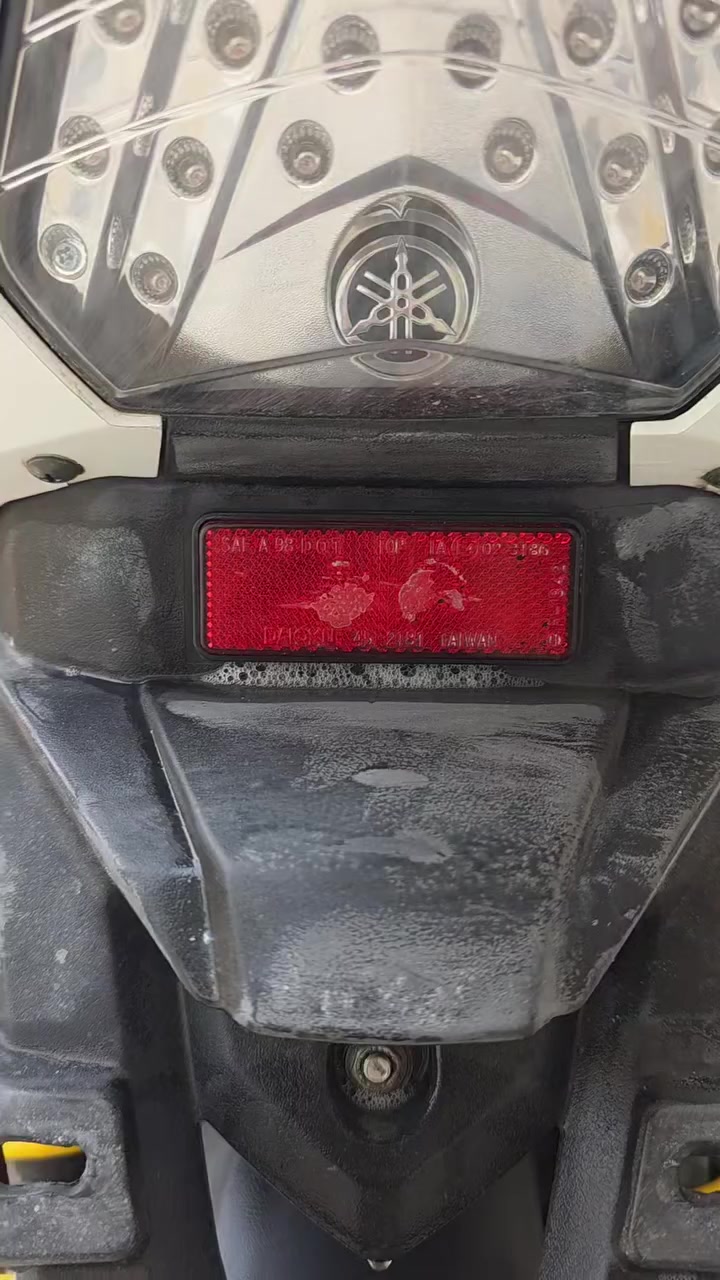 السلام عليكم دراجه للبيع
ماكس ثعلب GTR 140
موديل 2014 نوزل
كفرات شويه تعبانه تجي وشوف وتدلل 
بسعر مناسب 
للتواصل ***********
