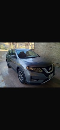 نيسان روج  2018  رقم بغداد دولي  صور الحادث مرفق بل منشور كير محرك صدر...