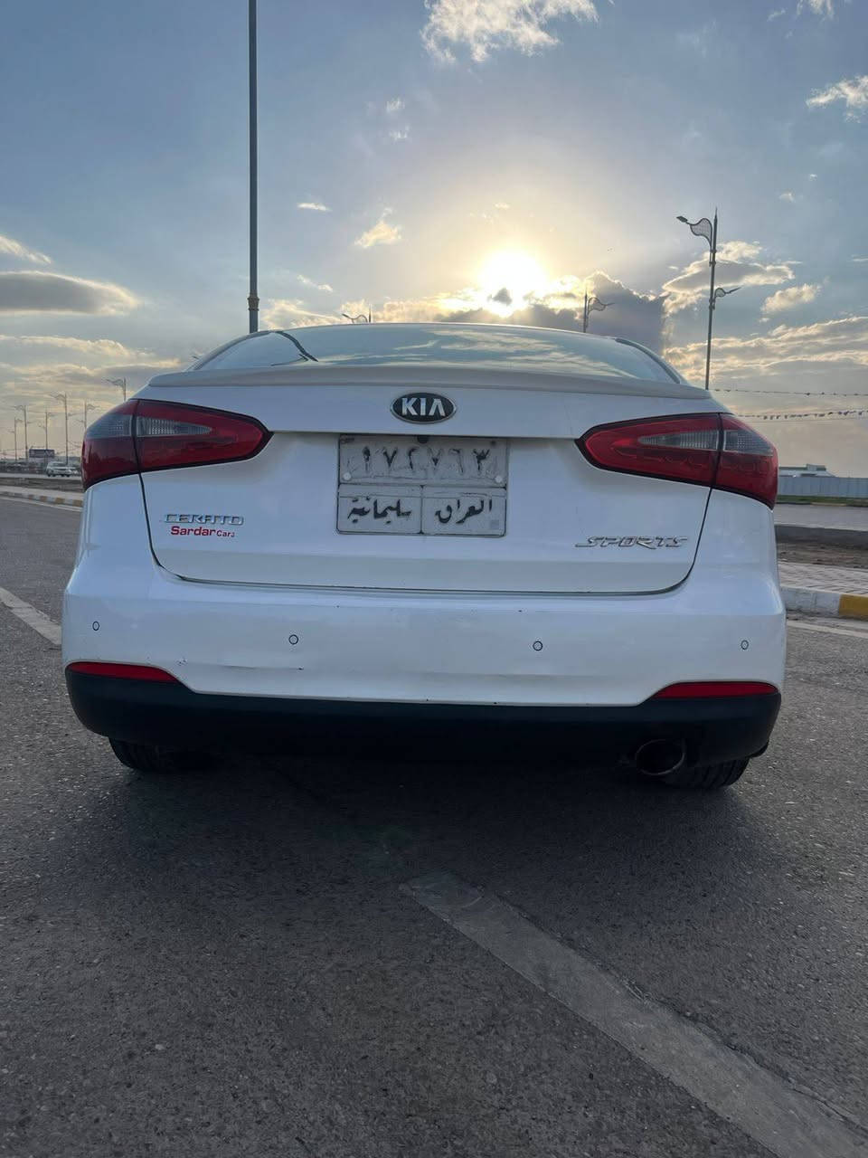 كيا سيراتو ٢٠١٤ كفاله من الصبغ والتبديل رقم اربيل تحويل او وكاله جاهزه مابيها اي نقص تخم تاير جديد صدر جديد كلشي بيها على وضع الشركه اليدور مكفول ونضيف هاي السياره ميحصل احسن منها فول مواصفات فتحه شفتات ستيرن حساس خلفي شاشه وبعد بيها هواي مواصفات السعر ١١٩ وماكو هيج سعر بسوك تفاصيل اكثر ***********وتساب***********
