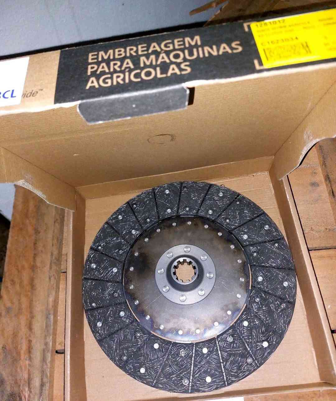 أدوات احتياطية اصلية حصريا لشركة مثلث البحار 
ماشة گير ZF أصلي بلادي  الثاني والثالث 
ترهم ل
TC55/TC57/TC5070 حاصدة نيوهولند
أيضا للفرگسون ٣٦٤٠/٥٦٥٠ 
...
قرص كلتج نيوهولند TC57/ 8055 
وأيضا يرهم لحاصدات الجوندير
 
توصيل موجود لجميع محافظات العراق 
والاسعار مخفضة جدا لأنتهاء الموسم و سعر خاص للوكلاء والجملة 
أرقام التواصل والاستفسار
***********
***********
حسن أبو ابراهيم للأدوات الاحتياطيه والزراعية 
كركوك- الحي الصناعي شارع الكوسترات .
