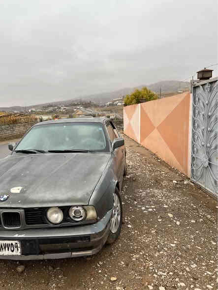 بؤ فرؤشتن 

نرح 21$ وه ره قه و. تؤزئك ماجال   به شه رت مه كينه و گير 
گير عادي و  520   و كه پس 
*********** شقلاوة
