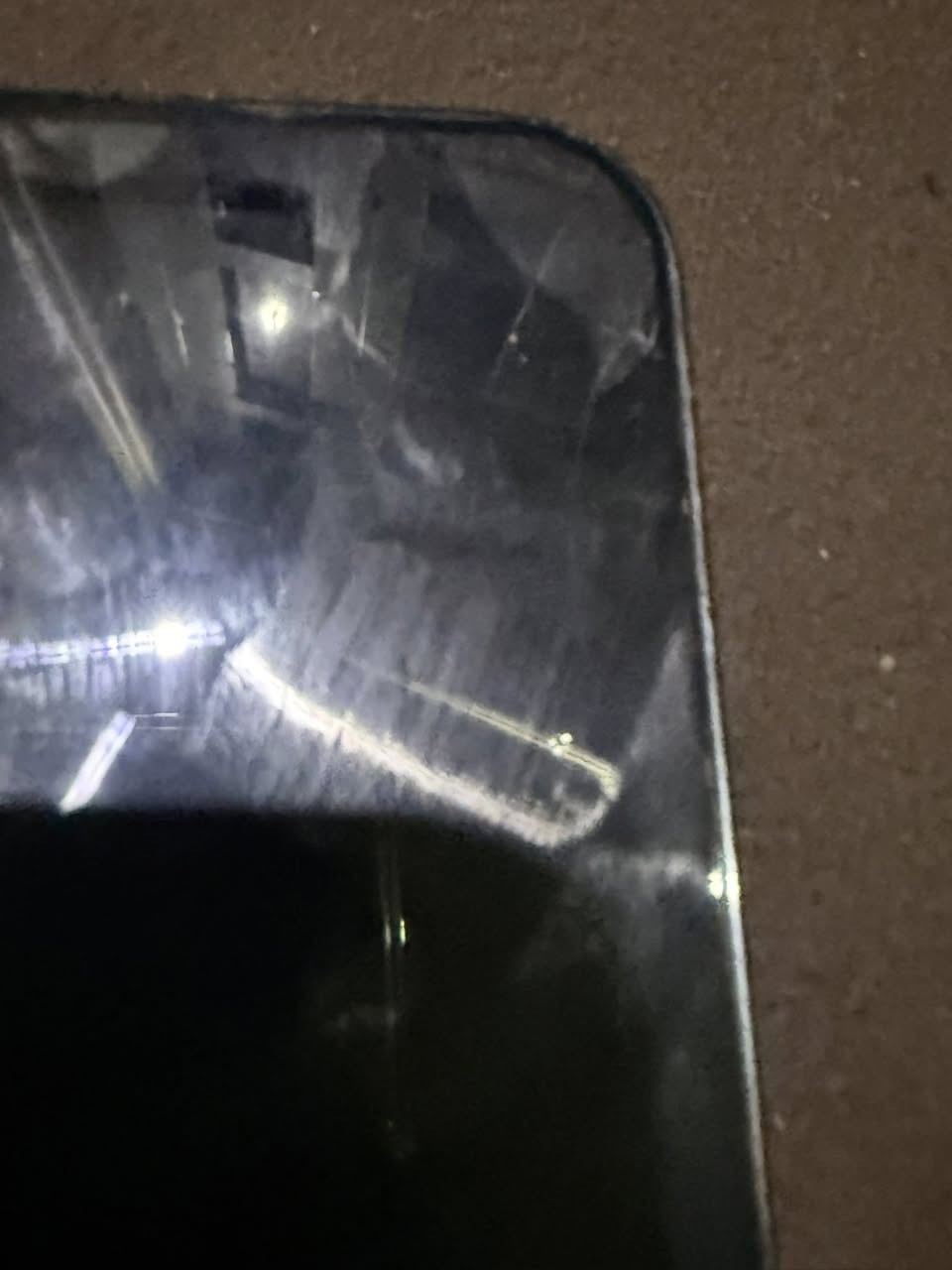 ايفون ١٤ برو ماكس جهاز اصلي وكاله شرق اوسط
ذاكره ٢٥٦ 
بطاريه  ٨٠  لا مفتوح ولا مصلح ولا بي اي  عطل   
 بس اكو فطر فوك ولا مبين هم 
***********
سعره  ٦٩٠  مجال قلبل  بي
