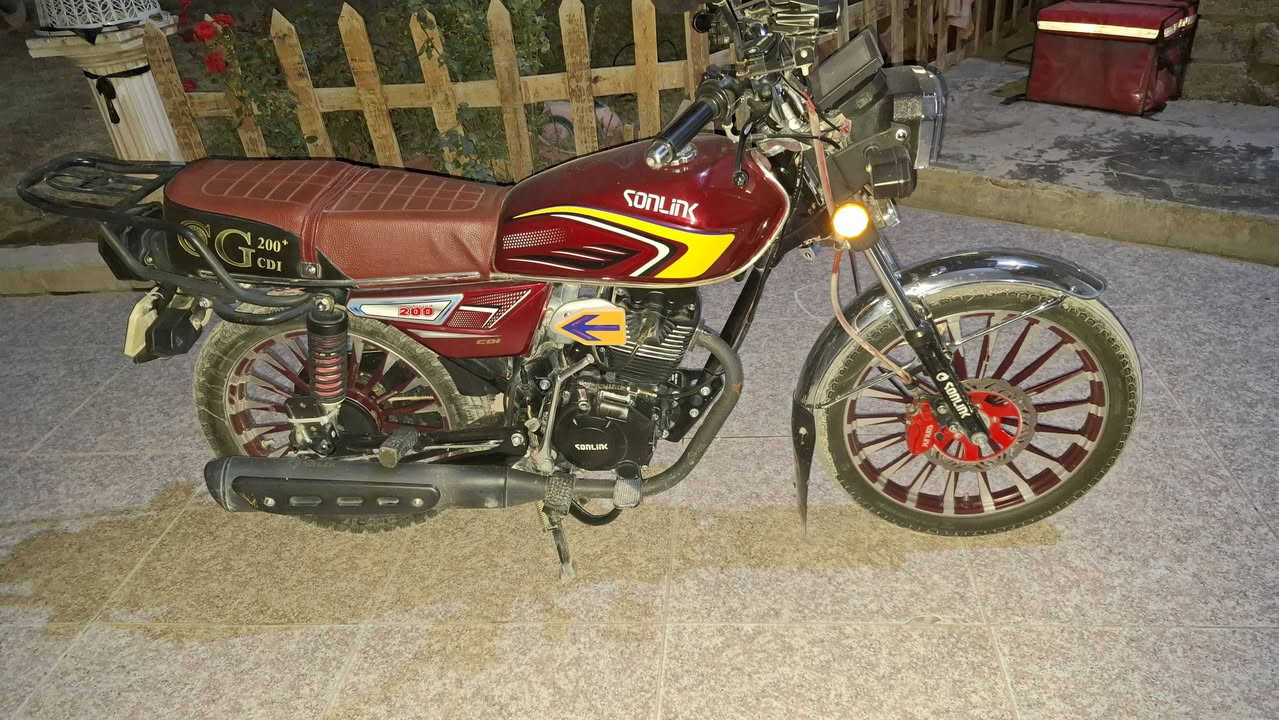 السلام عليكم دراجه للبيع موديل ٢٥
كامله بلاديه منفيس سويجات بصمات ٢
عل وضع الشركه مناقصها شي بس اشاره وحده واكفه 
سعر ٧٨٠بيها مجال شي بسيط


**إذا كنت صاحب هذا الإعلان وتريد حذفه لأي سبب، رجاءا أرسل رسالة إلى الدعم الفني**