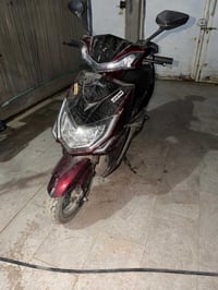 دراجة كهربائية • واحد ع واحد • الرمادي شارع ١٠٠