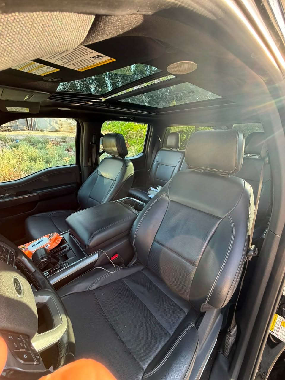 (Ford F-150 Lariat) لاريات F-150 للبيع فقط: فورد
• رقم بغداد 
•الموديل:2022
الضرر • موضح بالصور  مع  رقم الشاصي
[3.5L EcoBoost] :المحرك •
• القير: أوتوماتيك 10 سرعات

• اللون الداخلي: جلد [اسود]
أبرز المواصفات:
• سقف بانوراما
• شاشة كبيرة 12 انش + عدادات ديجيتال
• كوشن جلد (تبريد وتدفئة) الامامي والخلفي 
• كاميرات 360 درجة + حساسات
• نظام صوتي B&O
• تشغيل عن بعد + دخول ذكي
• رادار وتنبيه مسار
• دوسات كهرباء 
السعر المطلوب: [34000$]
للتواصل: [***********]

