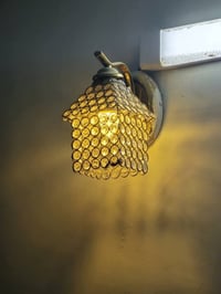 ١٠ مقاعد • ٢ ثريات كبيرة • ٣ زغار