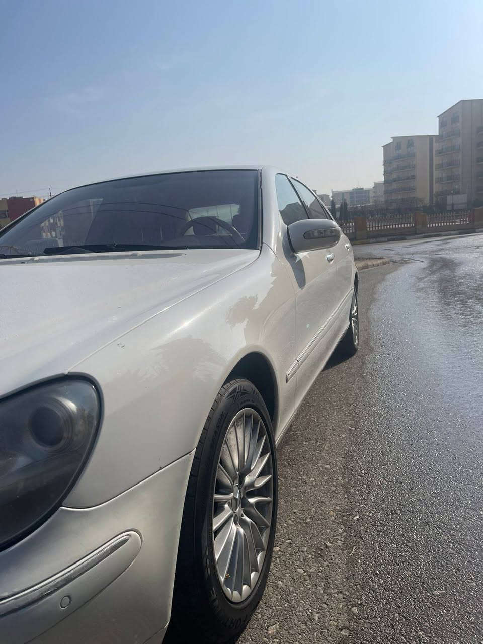 سڵاوی خوا لە هەموولایەک 

مارسیدس غەواس 
مۆدێل 2005
مواسەفات کامل 
گێر و مەکینەی بەشەرت 
دەعمی نیە 
ماڵی دۆستە سەیارەکە 
دوبەیە سەیارەکە 
گۆڕینەوەمان نیە 

نرخی /62معامەلە 
شوێن /سلێمانی 

*********** السليمانية, العراق
