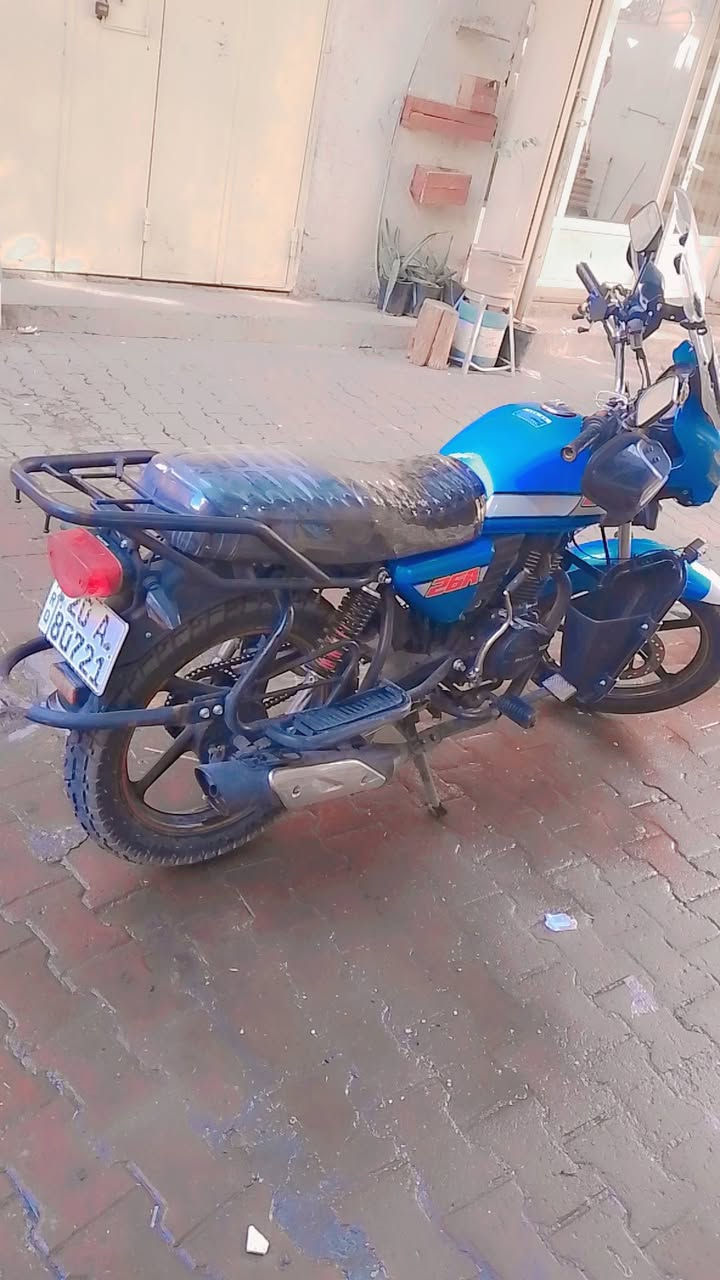 السلام عليكم دراجه ديوان للبيع اخت زيرو ماشيه 25الف موديل 22 طالع ب 23 رقم مشروع وطني احولك ثاني يوم
دراجه نضافه فول احلا من الصوره تشتغل باليوم نص ساعه من البيت للمحل بس مامتعوبه مال جناي
السعر مليونين وميه خمسين
مكاني الصدريه ***********
