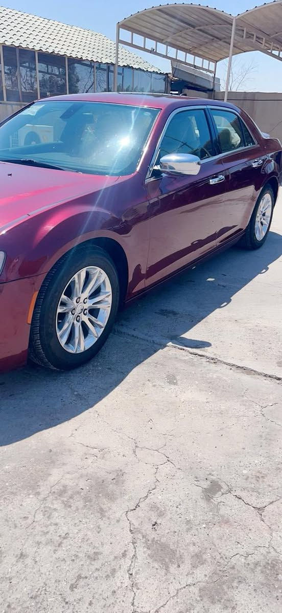 سلام عليكم اوباما موديل 2016 سيارة كلين  كفالة عامة وارد كندي مواصفتها سي300.  داخل بيجي كشن تدفئه تبريد بنورما قطعتين بردة خلفية شاشة جبيرة ماشية 120الف ملاحضة فقط الدعامية الخلفية مصبوغة جمالية السعر 230وبيها مجال بسيط مكلف بل نشر للاتصال فقط ‭٠٧٧٠ ٤٠٢ ٧٦٤٠‬أبن الريس
