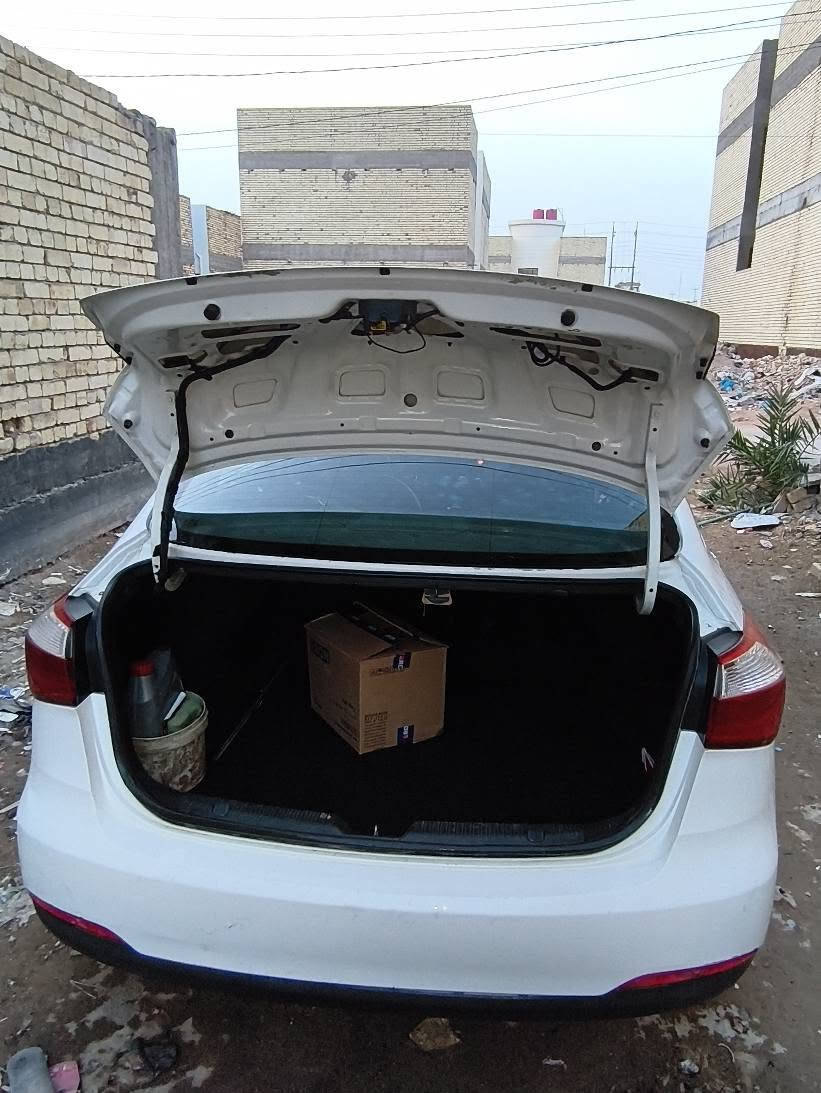 سلام عليكم كيه سيراتو موديل ١٤ بسم كردي سياره كفاله من تبديل فقط بارد وصبغ قياس شبرين بيه سونار خاص رقم تلفون *********** النجف, العراق
