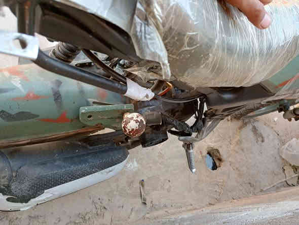 سلام عليكم قفاز يوماها لبيع بدون اوراق مكفوله عشائرين محرك ما مفتوح سعر 250وبيه مجال قليل مكاني ميسان قضاء الميمونه رقم الهاتف ***********
