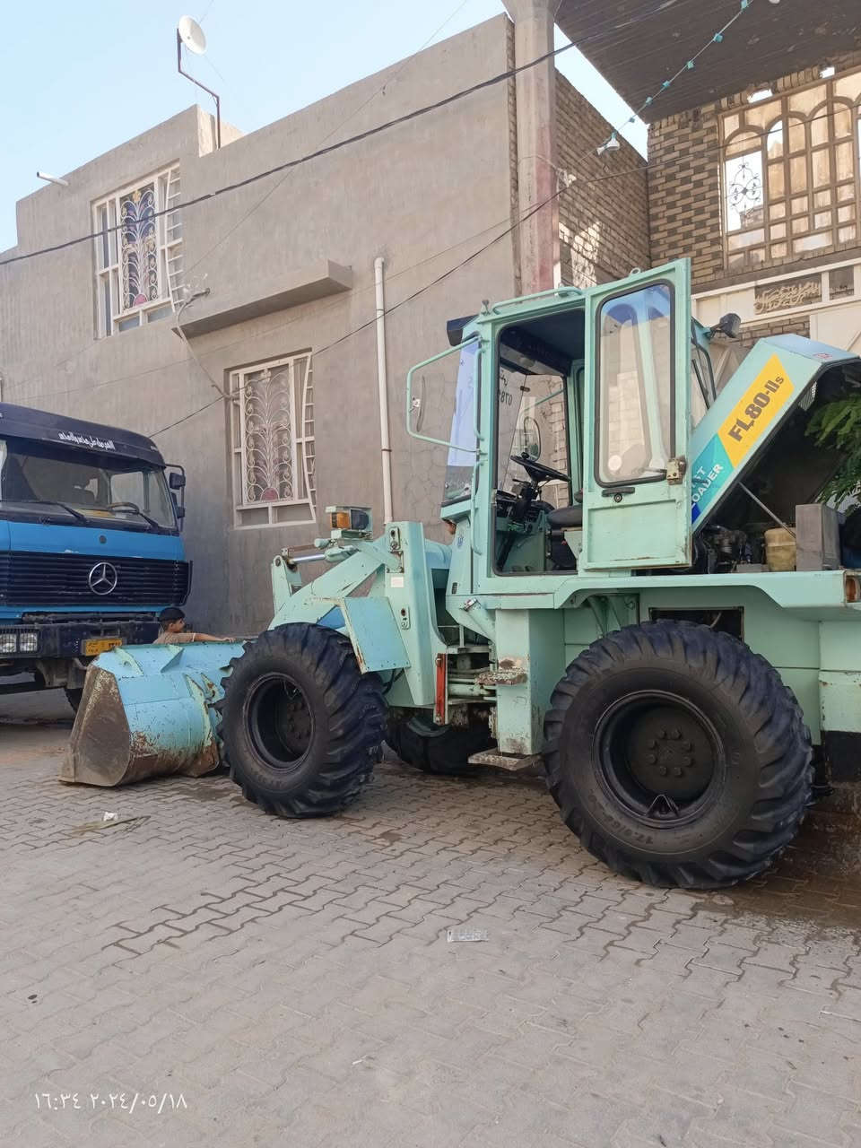 سلام عليكم وياله ملات شفل فوركاوه لبيع عدد 2 المكان نجف ***********
