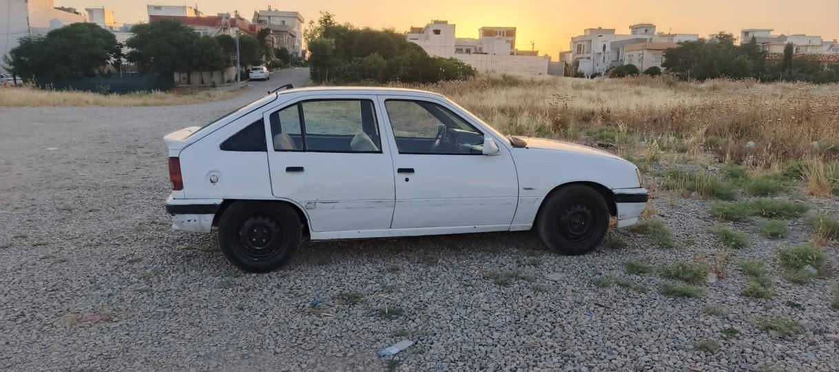 ئۆپڵ کادێت مەکینە هەژدەی مەرخوب گێڕ عادی سەنەوییەکی  لەگەڵە گێڕو مەکینە بێکێشەیە دەگەو  سلف  ئیشەکا سەقفو شانو  دەرو ناوی تایەیی زۆر جوانە نرخی ٨ گەڵا لەوە هەرزانتر؟ ئاسیا *********** واتسئاپ ڤایبەر>> *********** السليمانية, العراق
