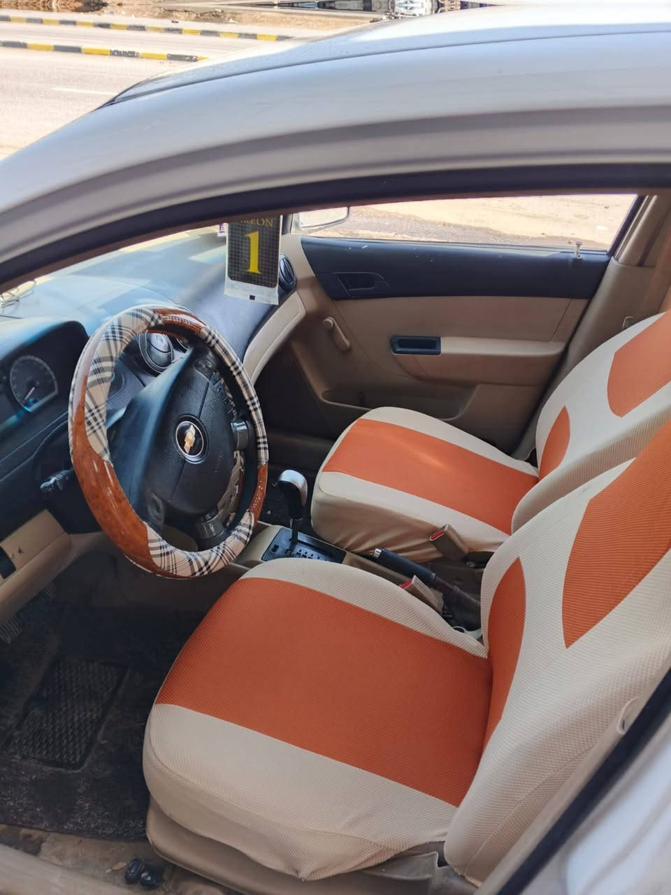 يالله البيع افيو موديل 2013 خليجيه
السياره جاهزه مكينه وكير وحداديه وتبريد وتخم تاير كله جديد؛ مكينه 1600 كير اوتو.
السياره بدون ضرر فقط. بيه رشات بجهت العبري بدون داخل فقط
رقم مثنى ألماني سنويه ما صاقطه تحويل ثاني يوم مصفر هيه وغرامه الف ما عليه
 السعر 62 وبيه مجال الشراي
 العنوان طريق كربلاء نجف عامود 250
رقم الهاتف ***********
اي استفسار اتصل على الرقم وبيك خير وتدلل
رجائن بدون تعليق سلبي فقط بيع بدون مراوس او اقصاد
