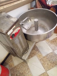 عجانه تركي ام الجيس ونص مستعملة 5اشهر بعده بجيس 07818284689