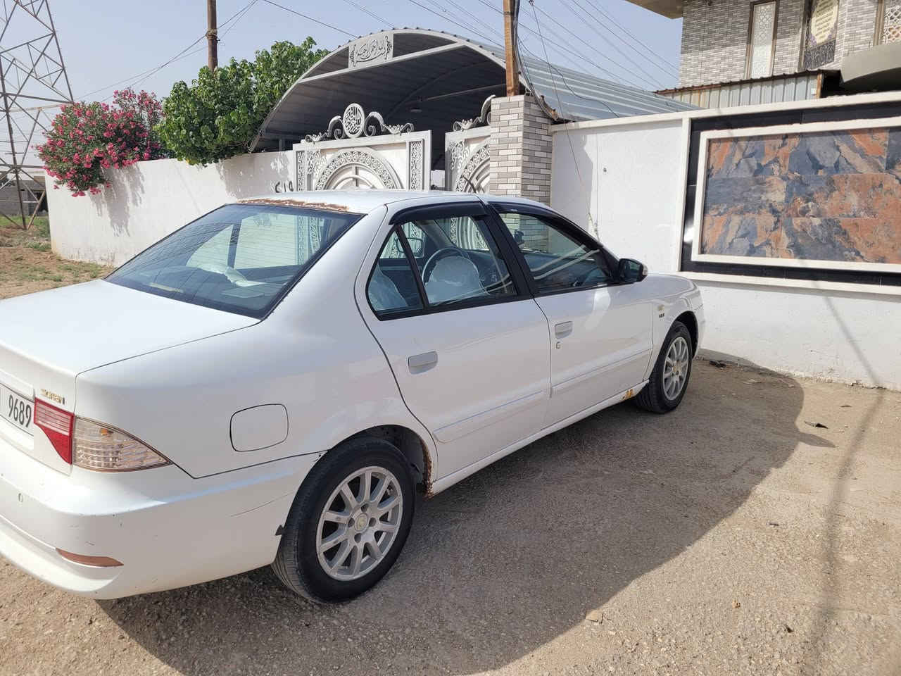 السلام عليكم 
سمند سورن ٢٠١٢ لا تبديل لا ضربه لا صبغ 
رقم واسط 
السعر ٣٣ او بيها مجال محرك لا تبخير ولا تنقيص تبريد شغال مكلف بالنشر
اتصل على الرقم 
٧٧٢٥١٢٧٣٥٢
