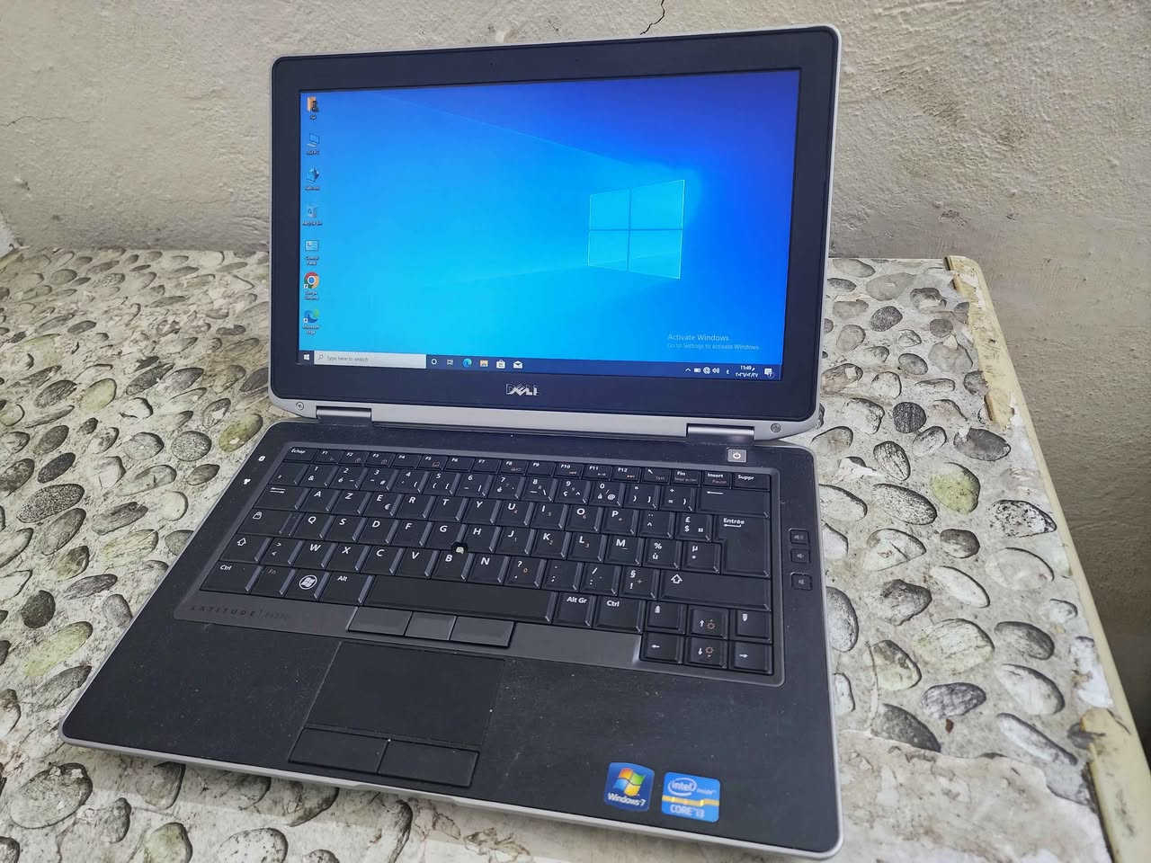 لابتوب ديل 
معالج كور 3 جيل الثاني 
رام 4 كيكا 
هاىد160 كيكا  hdd 
كارت شاشة داخلي 2 كيكا 
بطارية ممتازة حدود ساعتين 
شاشة حجم 14 انج 
السعر 90 الف 
بغداد بغداد, العراق


**إذا كنت صاحب هذا الإعلان وتريد حذفه لأي سبب، رجاءا أرسل رسالة إلى الدعم الفني**