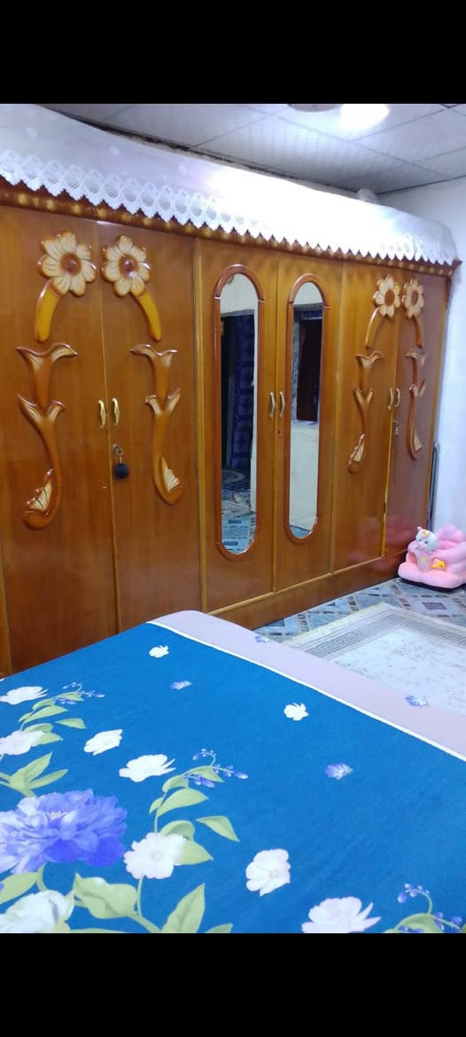 للبيع
***********
