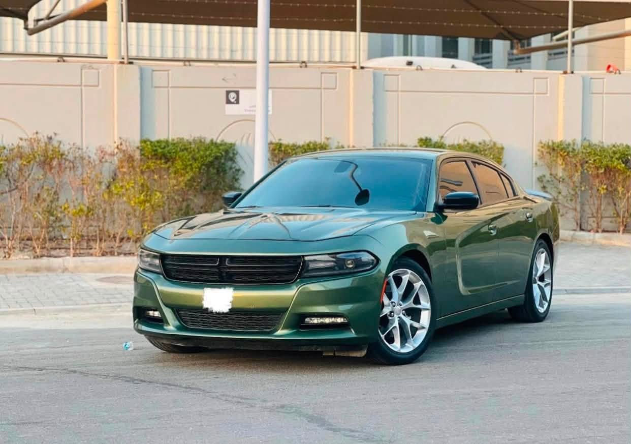 السلام عليكم بسعر مناسب ☘️
210 وبيه مجال 
(جارجر  SXT وارد امريكي ) 
‏‎الموديل : 2023 اصل الاصدار الاخير  .
‏‎( المحرك : 6V 3600 ) 
‏‎(الحادث: جاملغ مصبوغ، والبنيد مبدل أصلي وكالة، ) 
‏‎( سياره جديده ) 
( حرة ترقيم جميع المحافظات)
‏‎المواصفات :
‏‎* حساسات خلفية . 
‏‎* شاشه كبيرة مع نظام كار بلاي .
‏‎* ويل قياس 20 خليجي اصلي . 
‏‎* مصابيح امامية زنون . 
‏‎* كشافات الضباب زنون . 
‏‎*دفع تو ويل   . 
‏‎* تشغيل عن بعد . 
‏‎* محدد سرعة . 
‏‎* بلوتوث . 
‏‎* كاميرا خلفية .
‏‎* دخول ذكي (بصمة) . 
رقم صاحب السيارة: ***********‏‎
العنوان :البصرة 📍
