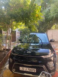 كيا سول موديل 2021 حادثه فقط بنيد بدون دواخل بدون ايرباك مبيها اي نقص ...