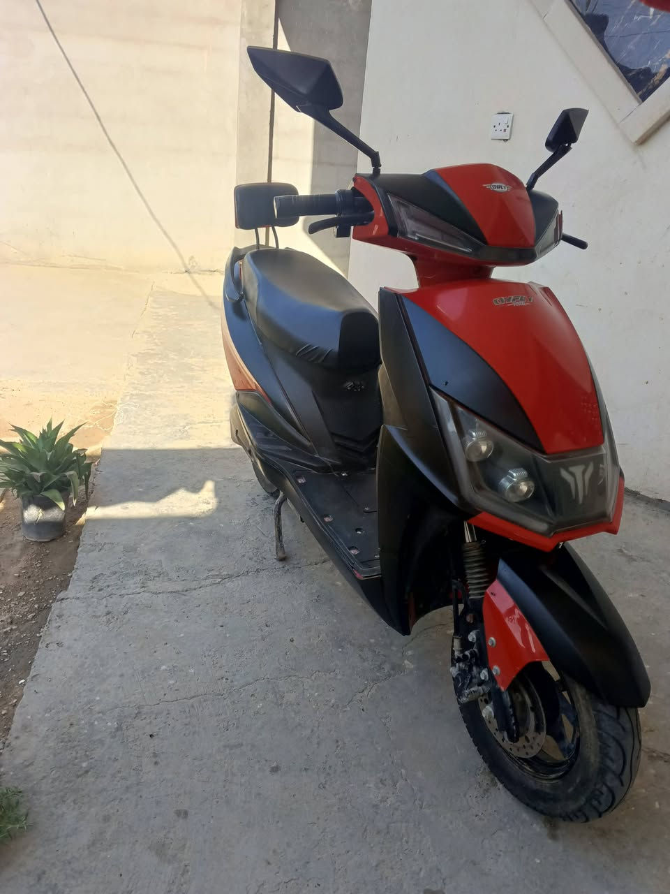 سكنس ست بطاريات عل فحص نضام بك تشغيل عن بعد سعره 450 نتصل عل رقم ***********
