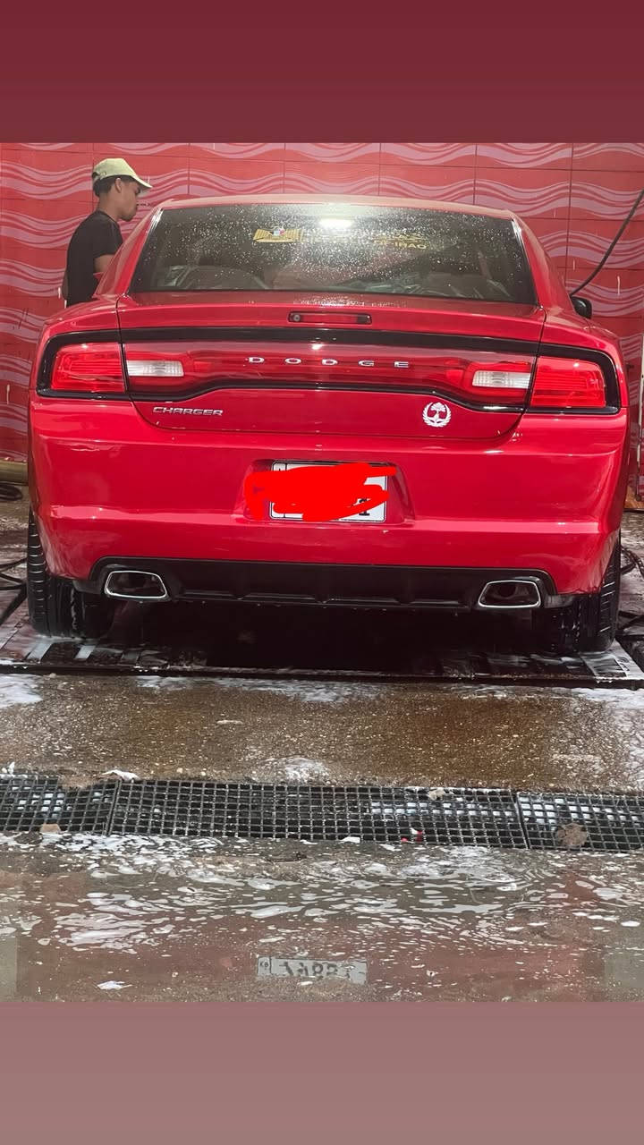 السلام عليكم جارجر ادوات  خليجي فول مواصفات تنته شاشه كبيره تحكم ستيرن كشنات جلد كهرباء جهتين كير ماوس كلاصات حار بارد عينه ٢٦٠ موديل السياره ٢٠١٢ طخم تاير باتري جديد مكان السياره بصره وأي ستفسار على الرقم الهاتف ***********
