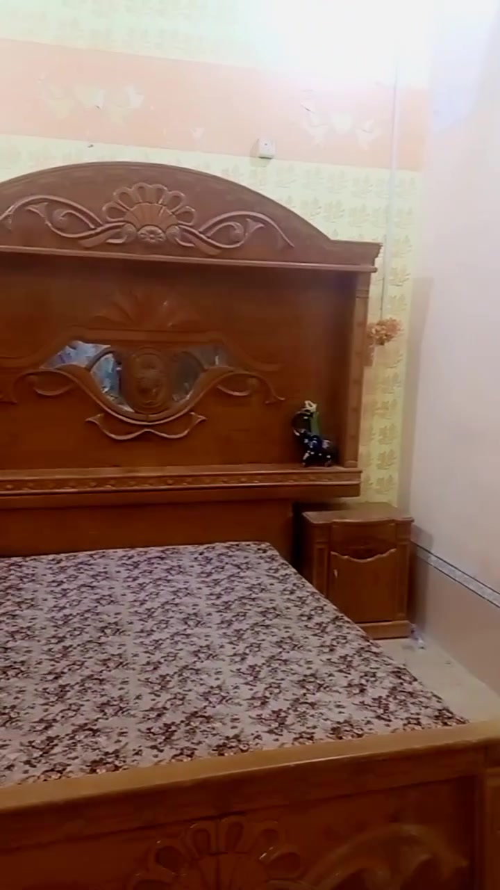 السلام عليكم
غرفه للبيع ب450 مكاني ناصريه مركز


**إذا كنت صاحب هذا الإعلان وتريد حذفه لأي سبب، رجاءا أرسل رسالة إلى الدعم الفني**