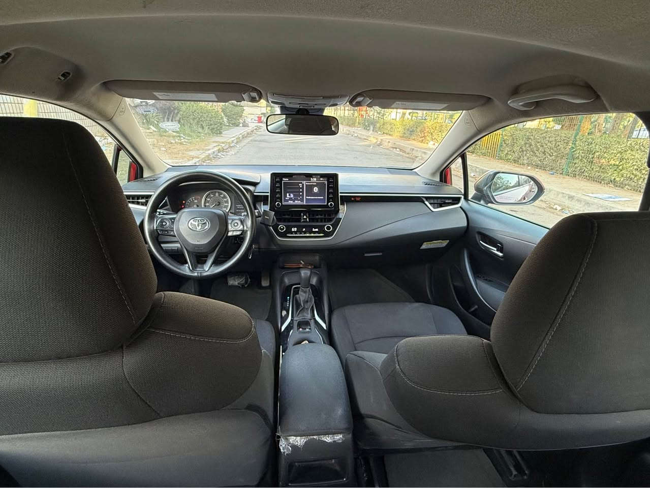 كورلا LE 2020 وارد امريكي محرك 1.8
ماشيه 80 ميل 
رقم اربيل باسمي 
حادثه واضح بيه صبغ بلجاملغ الخلفي وعندي نص البنيد صار بي صبغ بدون ايرباك
سعره 13400$
مكاني بغداد *********** بغداد, العراق
