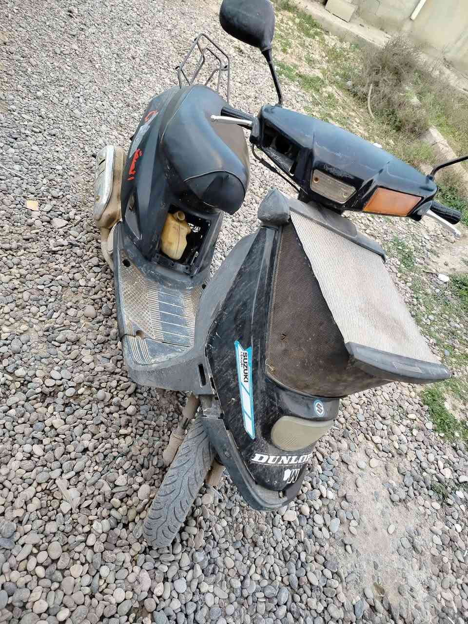 السلام عليكم موطور بزون للبيع كلشي ما يعوزو شقل وطلع 300وبي مجال لطيبين الستفسار ***********
