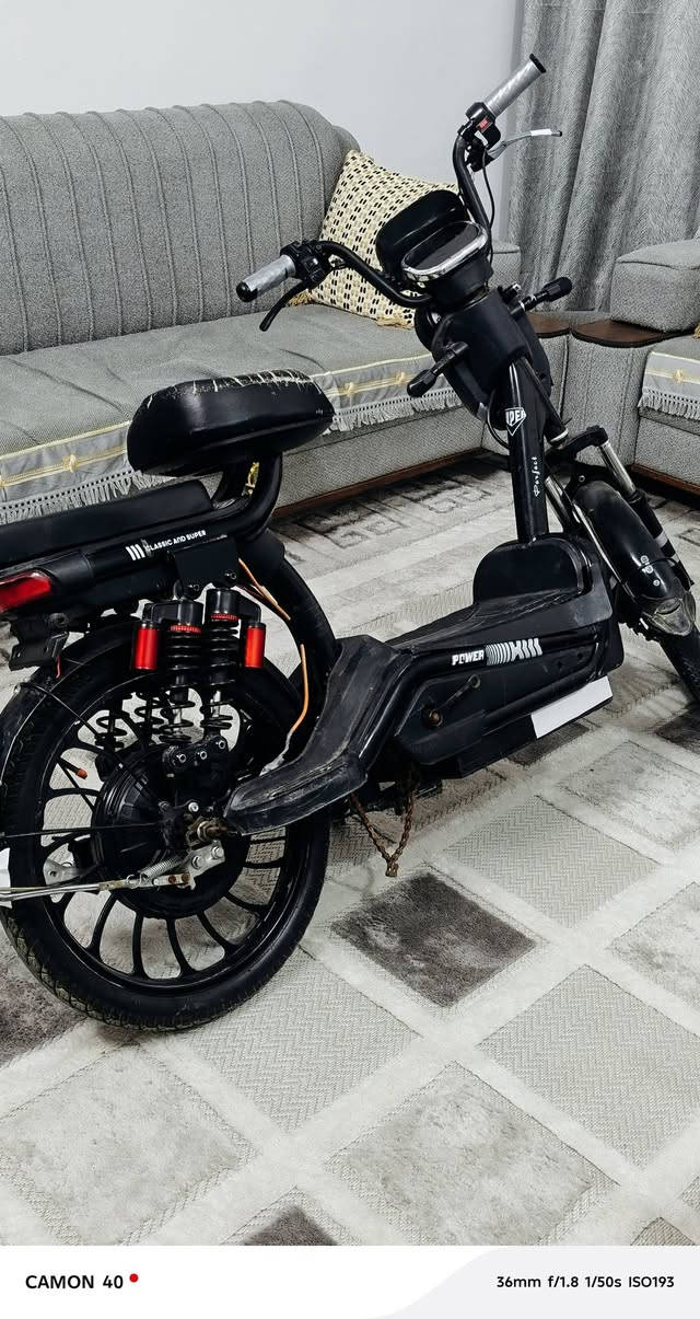 سلام عليكم عندي بايسكل شحن بيع او مراوس والبايسكل نضيف حيل مكان بابل بيع او مراوس خاص ونطي فرق


**إذا كنت صاحب هذا الإعلان وتريد حذفه لأي سبب، رجاءا أرسل رسالة إلى الدعم الفني**