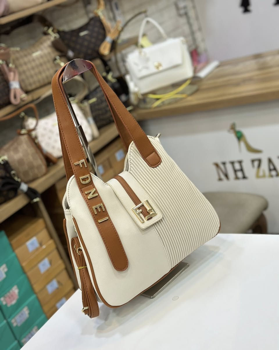 يفتح المحل في شهر رمضان المبارك من الساعة 12 ظهرا الى اوقات متأخرة من الليل ✅🌸

حصريا لدى NH ZARA وبأنسب الاسعار 😍👇💕

موصل / الزهور - مجمع عزيز فتحي ط3 🌹

التوصيل داخل الموصل الفين دينار فقط 🚗🚕

التوصيل للاقضية والنواحي والمحافظات 5 الاف🚗🚕

لطلب التوصيل يرجى ارسال :
- صورة الموديل مع ذكر اللون والقياس 👝🧳👠👞👟
- اسم الحي مع اقرب نقطه دالة 🏡
- رقم الهاتف ☎️


**إذا كنت صاحب هذا الإعلان وتريد حذفه لأي سبب، رجاءا أرسل رسالة إلى الدعم الفني**