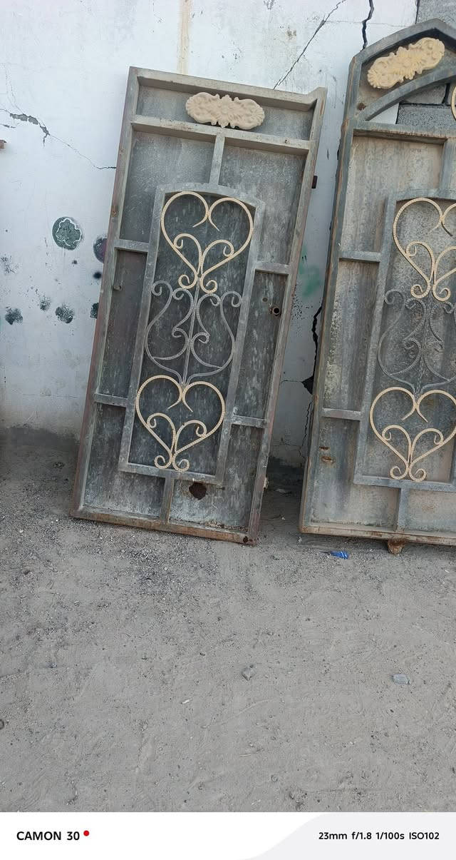 سلام عليكم باب سلايت للبيع العنوان الخالديه ***********
