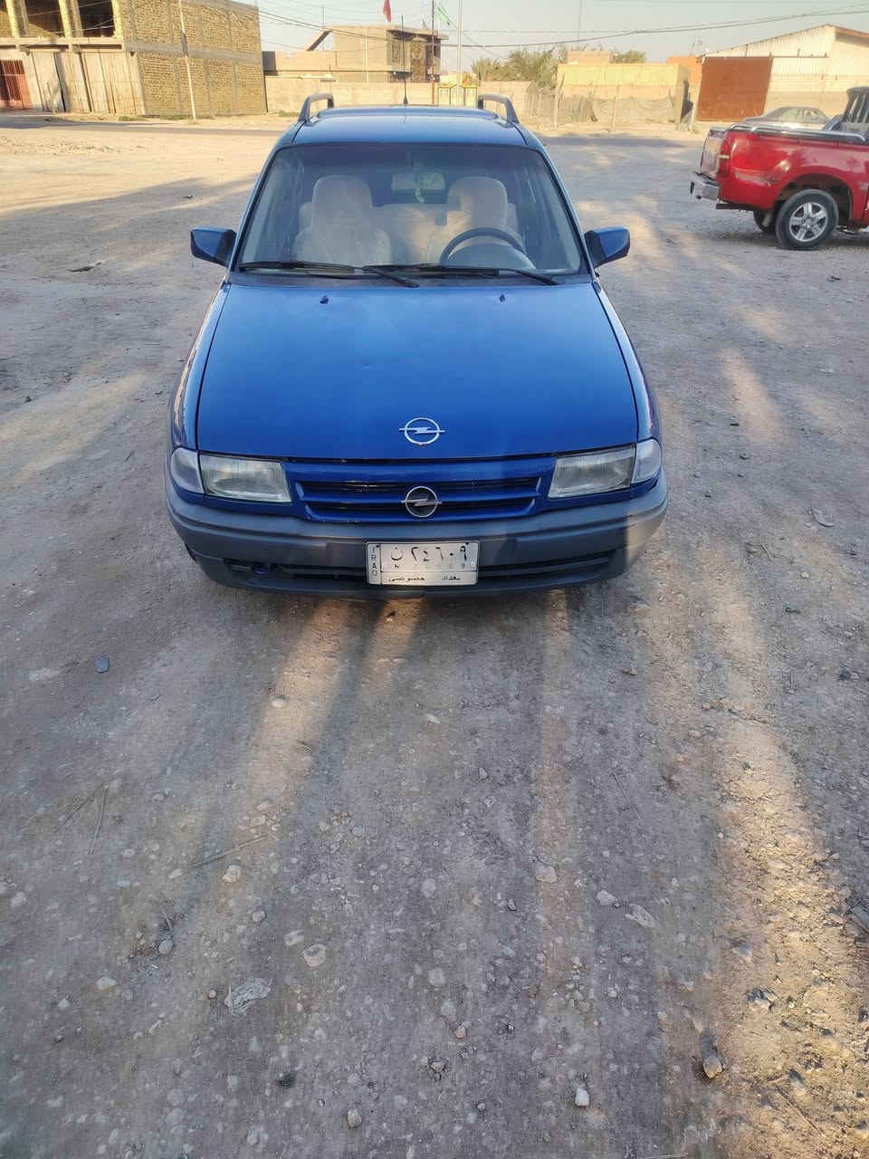 السلام عليكم استره موديل ٩٤ جاهزه من كلشي العنوان بابل الكفل ***********
