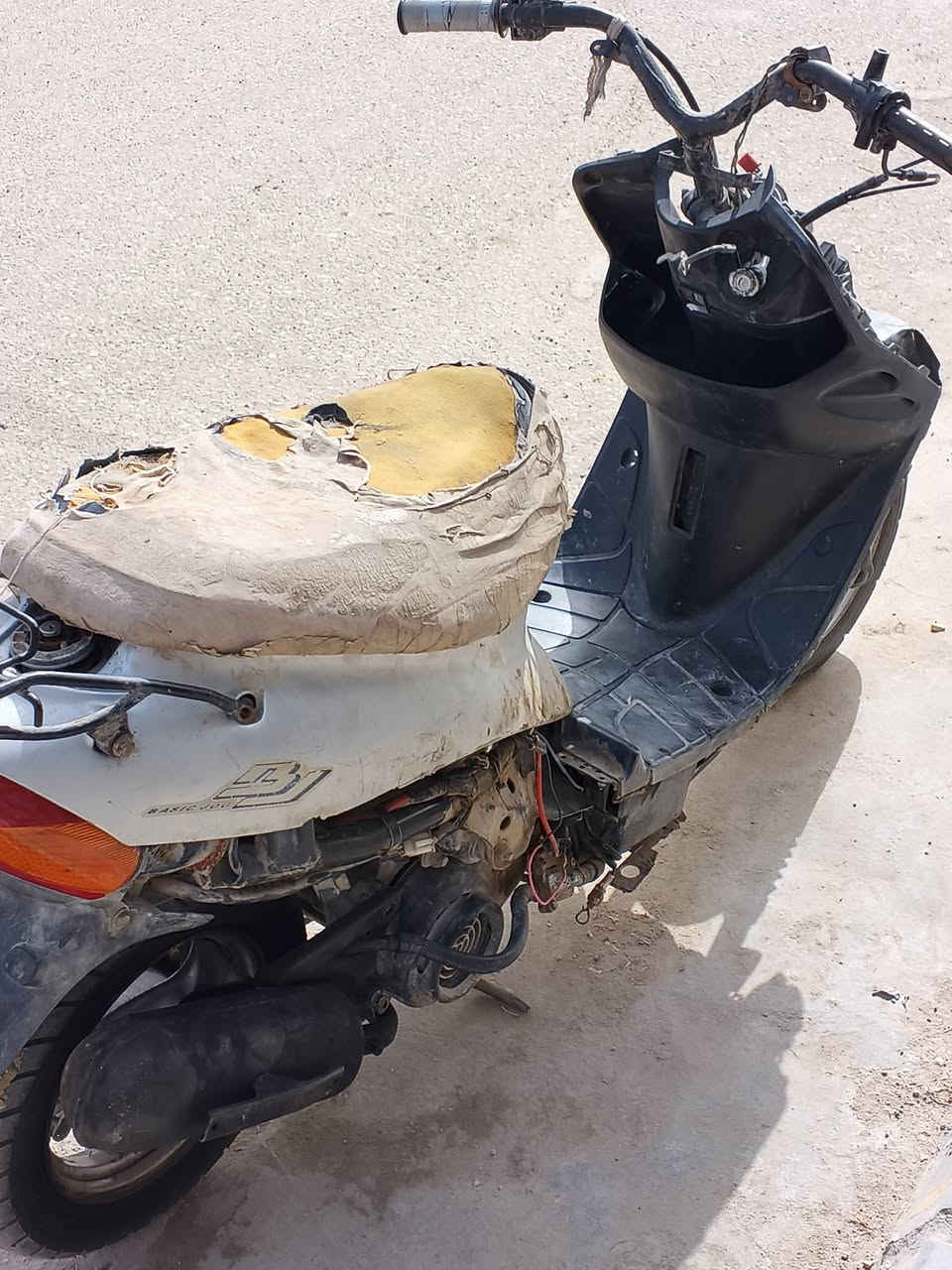 سلام عليكم دراجه بيجي للبيع او مراوس السعر خاص الناصريه تضحيه


**إذا كنت صاحب هذا الإعلان وتريد حذفه لأي سبب، رجاءا أرسل رسالة إلى الدعم الفني**