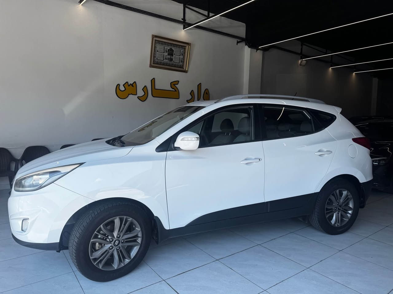 ‎هونداي تكسن 2015 بدون صبغ ماشي 105 كيلو متر خليجي سعر 155 ومجال بسيط ***********.     ***********‎ دهوك, العراق
