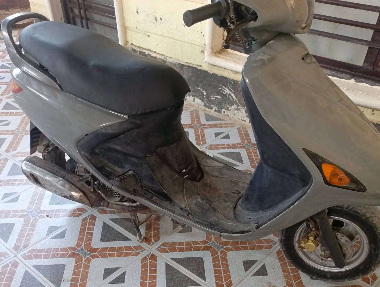 السلام عليكم دراجه فراشة حاوية اللبيع ونضيفة وشرط ما مفتوحة وسعر خاص
متواجد ع فيسبوك


**إذا كنت صاحب هذا الإعلان وتريد حذفه لأي سبب، رجاءا أرسل رسالة إلى الدعم الفني**