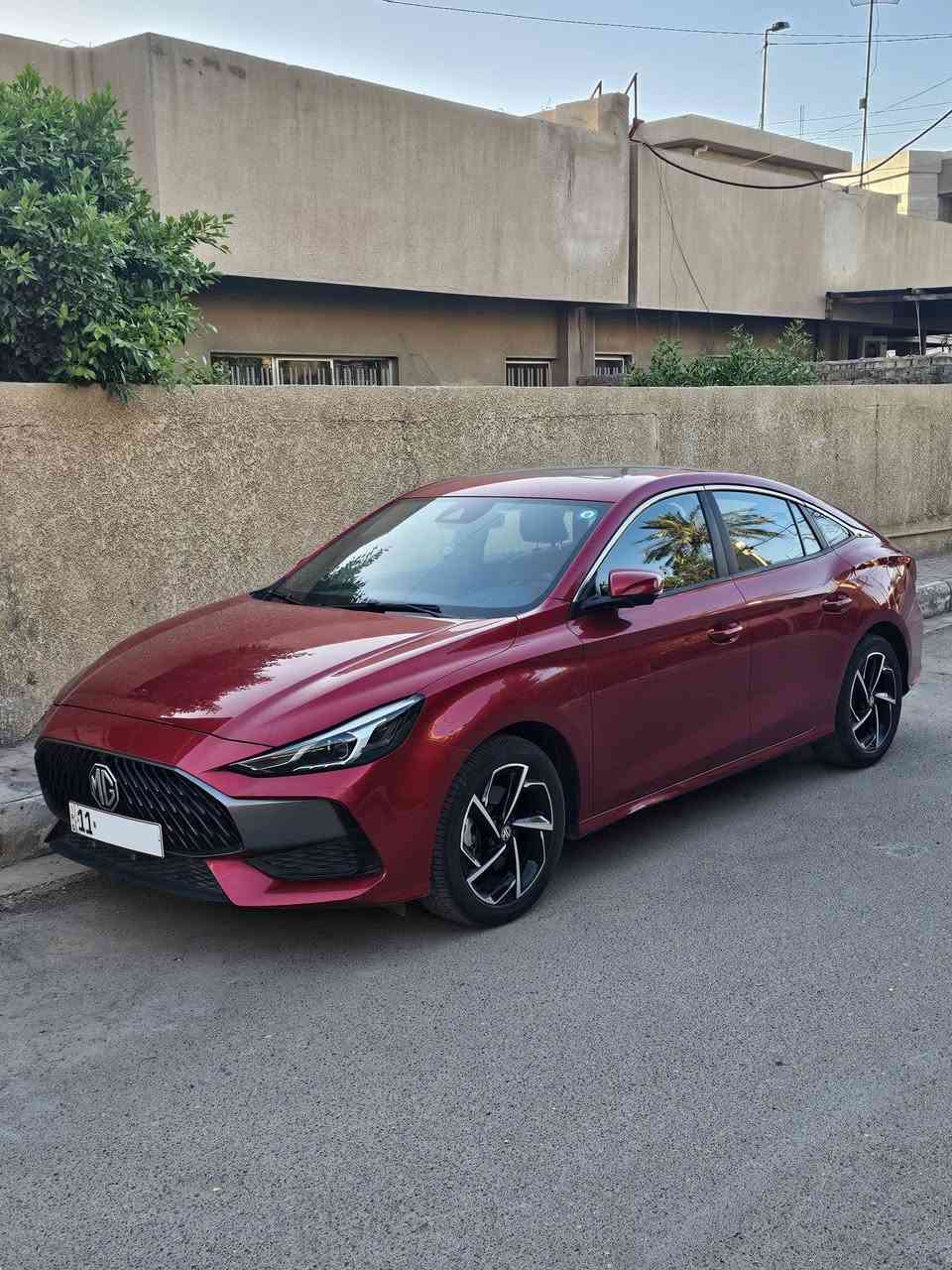 Mg gt 2023
ماشيه ٣٧ الف
اعلى فئة luxury
محرك ١٥٠٠ تيربو
كير دبل كلج DCT
فول مواصفات
سلايد وبصمة و كاميرا ٣٦٠ و قفل سرعه و abs ورادار وقطعتين تبريد ودواخل جلد وكيجات كومبيوتر و مواصفاته معروفة الفئة العالية

السياره جاهزه من كلشي ومابي نقص ولا ملاحظات
عنوان : بغداد و رقمها بغداد

السعر المطلوب 125 ورقة وبيهه مجال
رقم تلفون ***********
