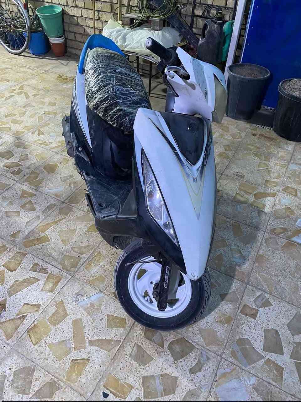 سيام جيتي ار دراجة خير من اللة
مكاني دورة سعرها ٣٥٠وبيها مجال حك جية***********
