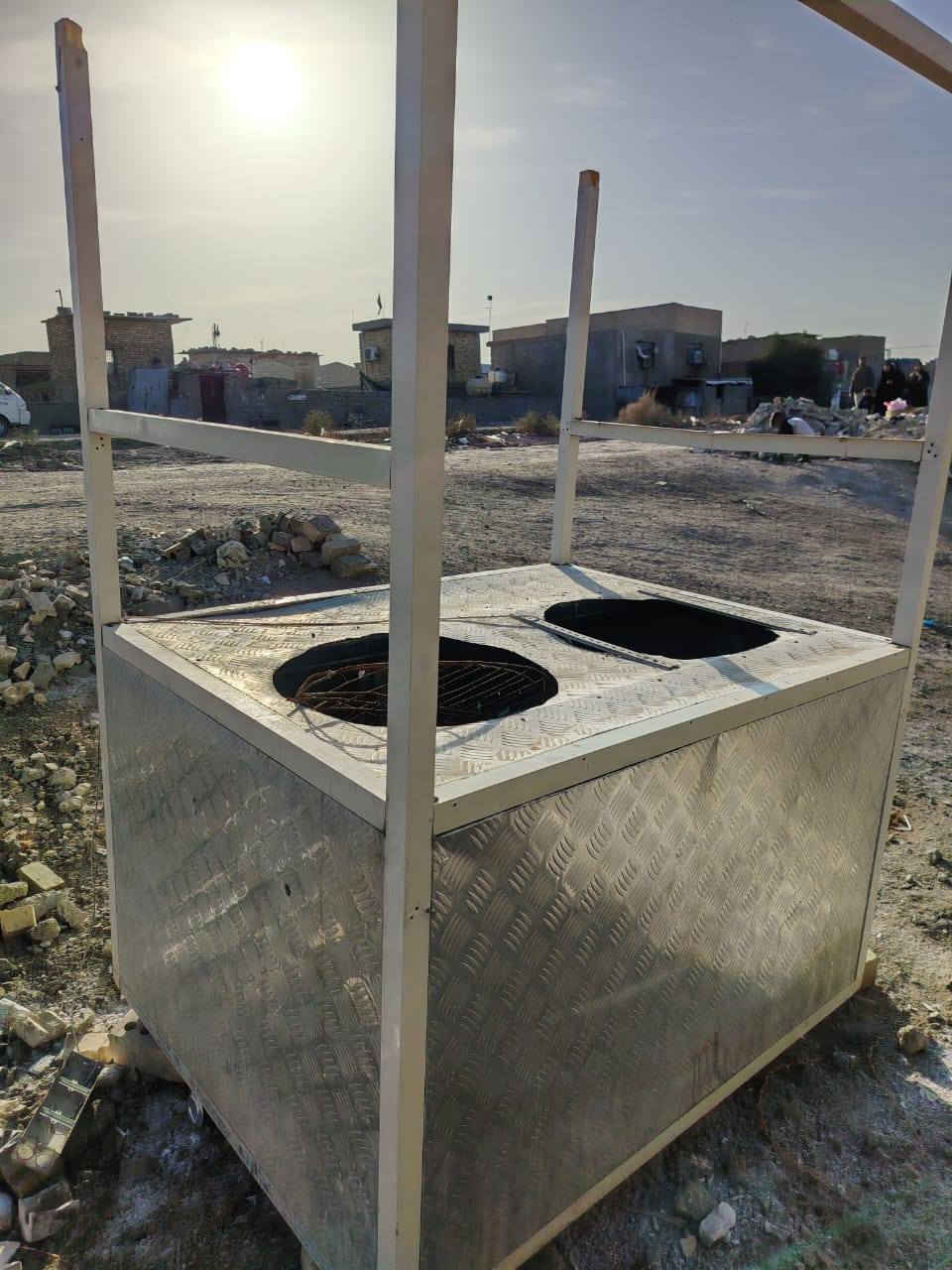 سلام عليكم.  جنبر كامل المنيوم عينيين مع طباخين سهل التنقل يستعمل لبيع اللبلبي م الباقلاء او بيع الفلافل جاهز للبيع  سعر قفل 70 الف    مكان جكوك   ***********
