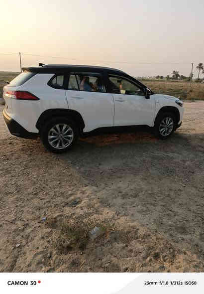 كورلا كروس هايبرد 2025 فول مواصفات شركة ساز ياباني ماشية 500كيلو رقم بغداد مشروع وطني لمعرفة السعر الاتصال على الرقم ***********
