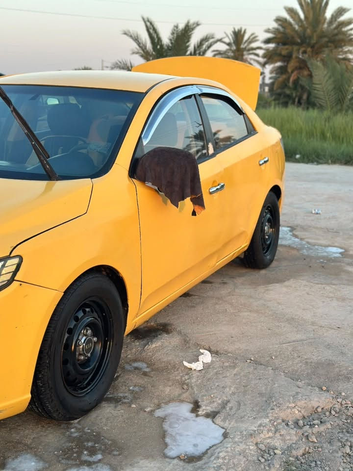 سلام عليكم سيراتو مديل ١٢ مكينه  كير تخم تاير حدايه تبريد جاهزه السعر ٧٣ وبيه مجال ***********ضربته جاملغ امامي
