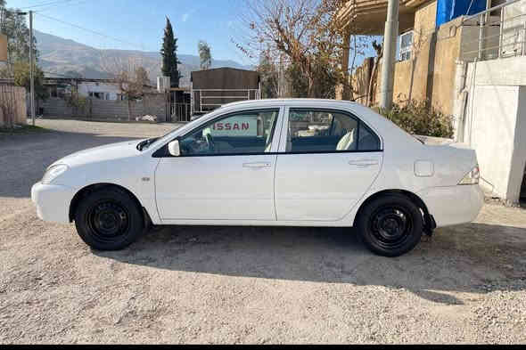 میستربۆشی لانسەر 2011 مواسەفات GLX 
ڕەنگی سپی گێر ئۆتۆماتیک 
بێ بۆیاغی تەنها کەمێک ساردی هەیە و ناو زەردە 
مەکینە گەورەی دەبڵ گێر  وە 
سەیارەیەکی زۆر پاک و بێ کێشەیە
سەنەوی تا ٢٠٢٧ تازەیە 
هیچ مەسرەفێکی تێدانیە 
زۆر پاک و خاوێن 

سـعـر : لە کۆمێنت داوابکە ڕاستەوخۆ بۆت دێت 📥 

گێر و مەکیەنەی بەشەرت 
هیچ کێشەیەکی تێدا نییە 

ژمارەی خاوەنەکەی 
***********
