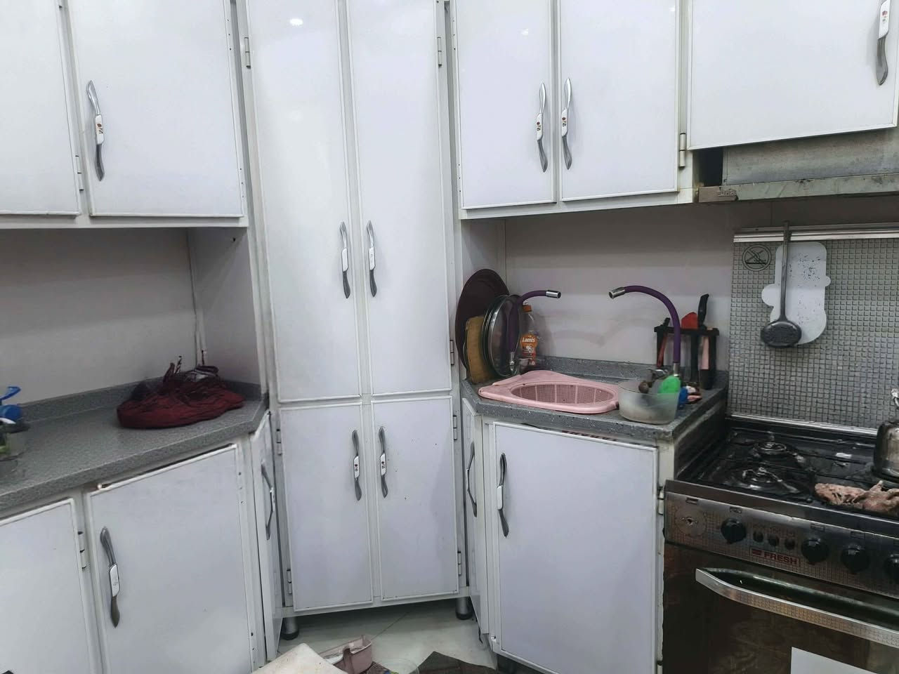 السلام عليكم كاونتر المنيوم تفصال مبطن للبيع ارضي وسنك مرمر وثنين معلق ودنكات عدد ٢ نظيف جدا ينباع كامل او مفرد عادي كربلاء, العراق


**إذا كنت صاحب هذا الإعلان وتريد حذفه لأي سبب، رجاءا أرسل رسالة إلى الدعم الفني**