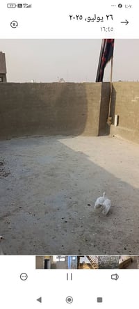 بيت للبيع مساحته 110 متر العرض 5 متر ونص والنزال 20 متر طابقين هيكل يح...