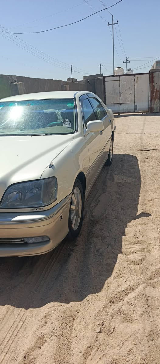 السلام عليكم
جنون للبيع موديل  2000

كرستار دكمتين حداديه جديده 

السياره جده كصه قمار 

والباقي كفاله ترقيم جديد

مداور ثاني يوم. السعر  

115

بصره سفان لاستفسار ***********
