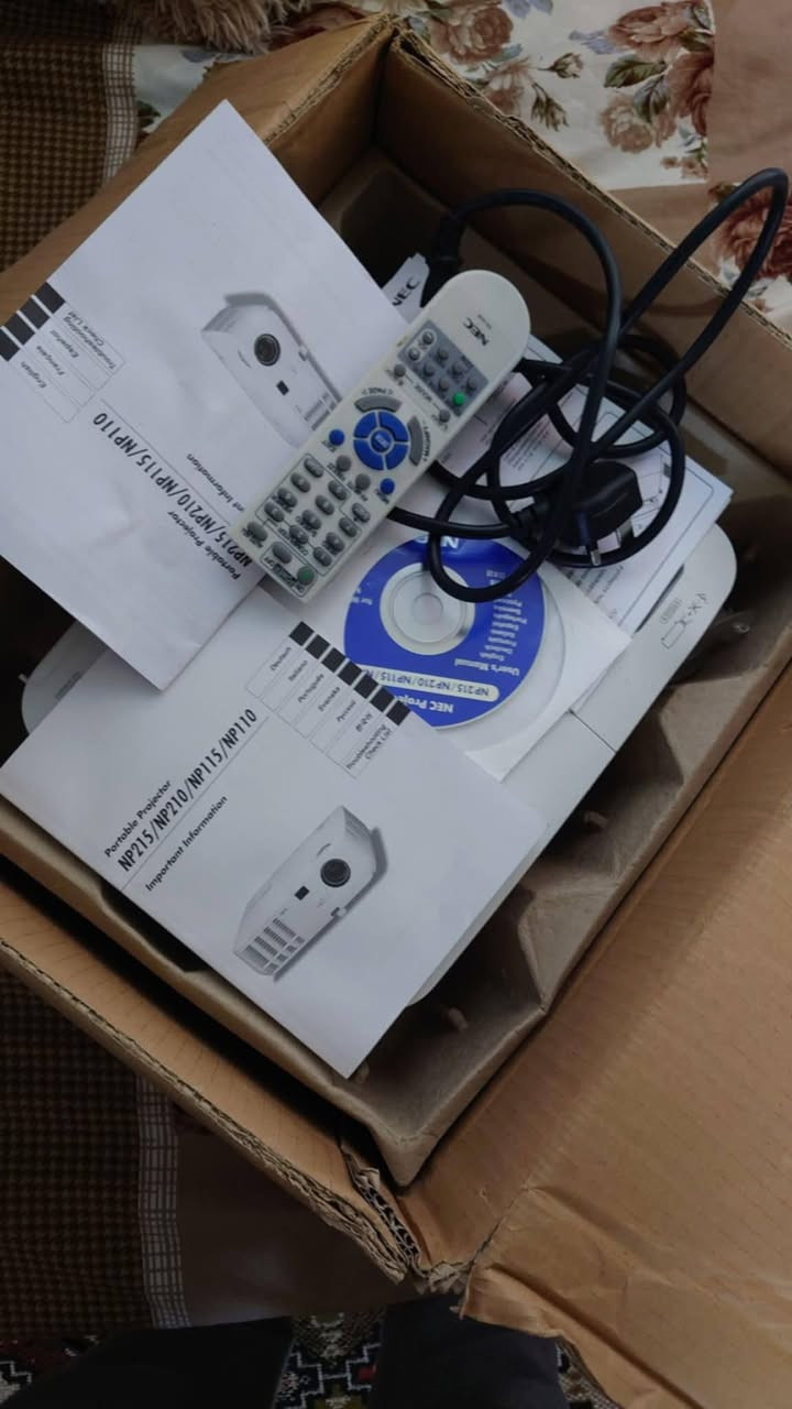 مجموعة من التحف أصليات كامل الملحقات
نظام تشغيل veg 
يكون الرد فقط خاص أخذ سكرييين 👍
نظافه 💯💯👍👍


**إذا كنت صاحب هذا الإعلان وتريد حذفه لأي سبب، رجاءا أرسل رسالة إلى الدعم الفني**