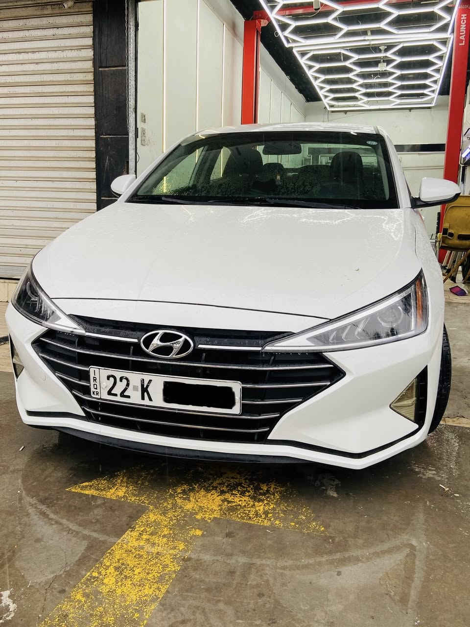 النترا 2019 لون ابيض رقم اربيل الدولي باسمي
بدون ايرباك حادث سرقة بنيد ولايتات وصور الحادث بلمنشور
كير AT اي تي 
مكينة 2000 دوش
شاشة
كاميرا
تحكم ستيرن
ماشية 130 الف
السعر 120 مكاني بغداد العامرية ***********
